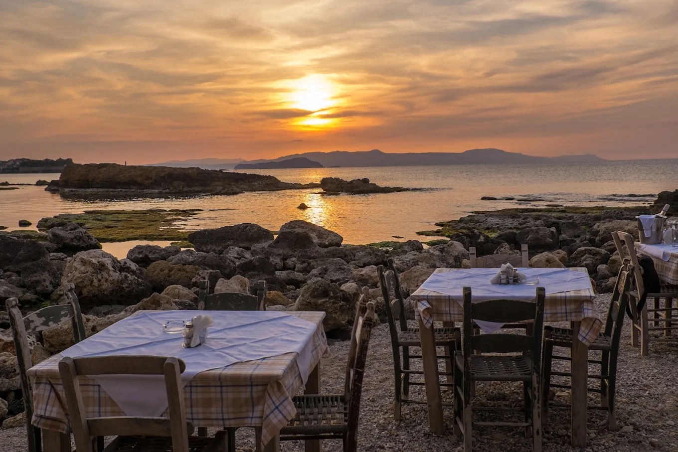 Spectacular Beachfront Tavern
